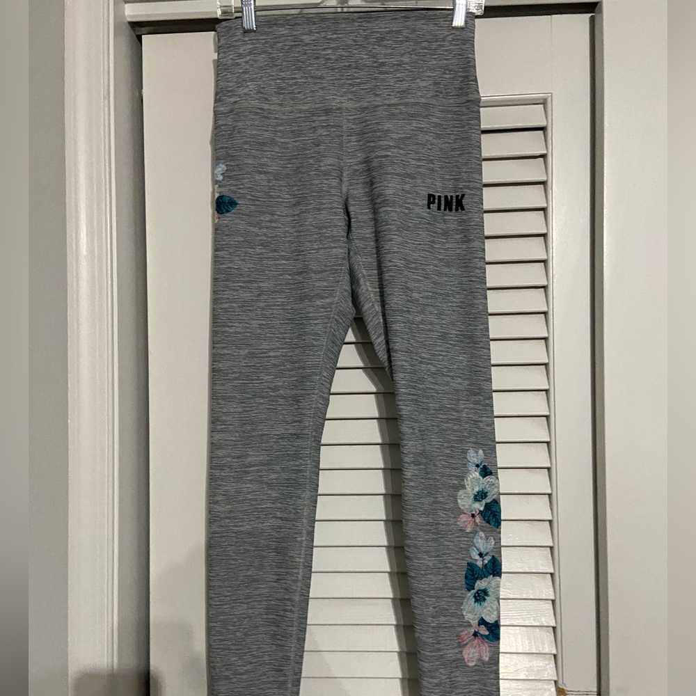 Victoria's Secret PINK Ultimate Gray Leggings - Picture 5 of 8